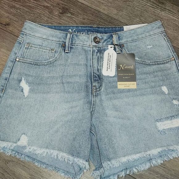 Natural Reflections jeans shorts, size 8 - Picture 1 of 3